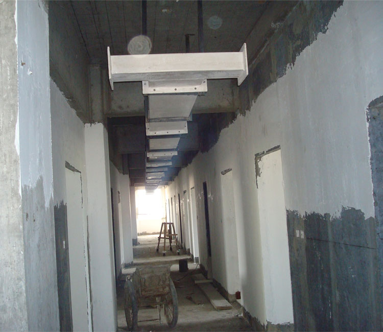 無機(jī)管道安裝現(xiàn)場(chǎng)